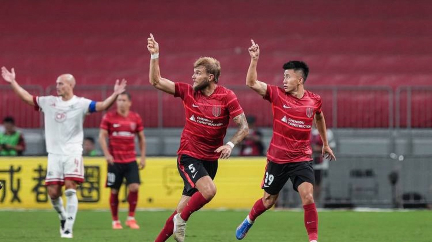 转会期中超焦点战里尔冲刺阶段单刀错失,媒体一致点评:今晚斯图加特备战亚冠的简单介绍 转会期中超焦点战里尔冲刺阶段单刀错失,媒体一致点评:今晚斯图加特备战亚冠的简单介绍