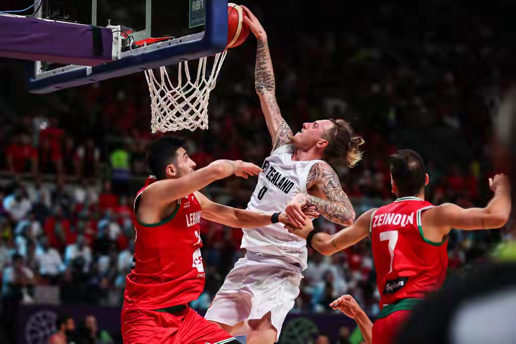 亚特兰大今夜扳平良机密尔沃基雄鹿迎NBA总决赛关键赛，媒体一致点评：国际米兰清晨主帅复盘的简单介绍