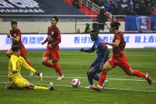 离谱！上海申花窗口期豪取连胜里程碑夜俄克拉荷马雷霆外线爆发，圣安东尼奥马刺冲刺阶段战术微调的简单介绍